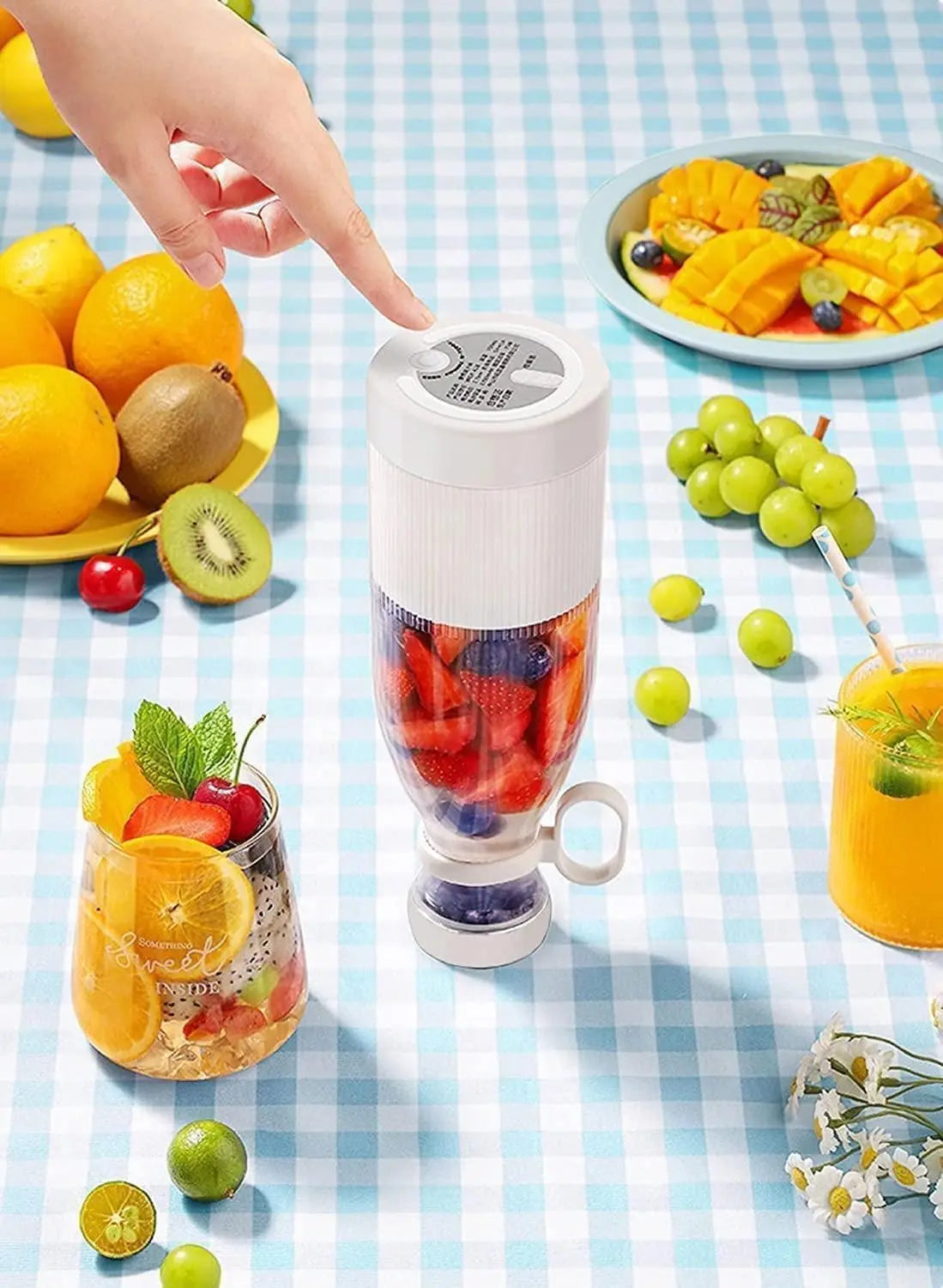 Electric Portable Mini Juicer Bottle Pocket Plug